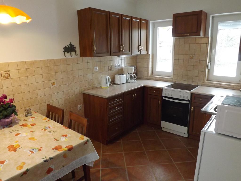 Nagybajcsi Körtefa Vendégház Quarto foto